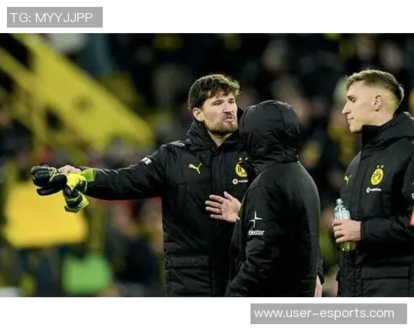 科贝尔赞多特更衣室团结力强力挺阿德耶米称其为优秀年轻球员 科贝尔赞多特更衣室团结力强力挺阿德耶米称其为优秀年轻球员